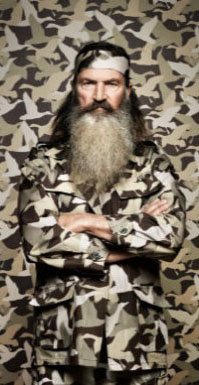 Duck-Dynasty-News-Phil-Robertson-Reinstated-By-AE-For-Season-5-665x385
